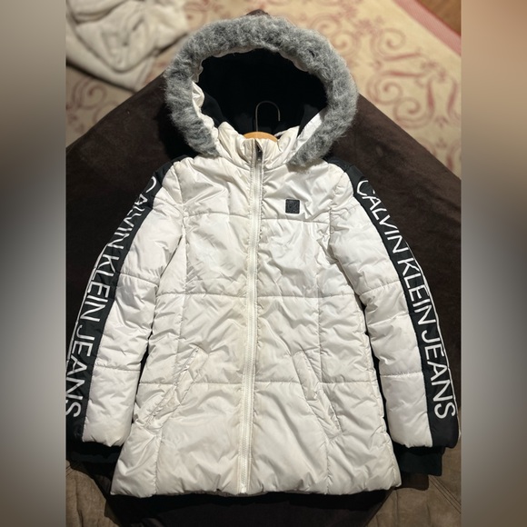 Kids Calvin Klein puffer jacket - Picture 2 of 4